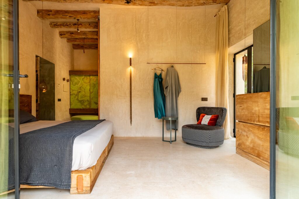 5c3196f1-e124-4ef8-9439-61a0c5abd2c3