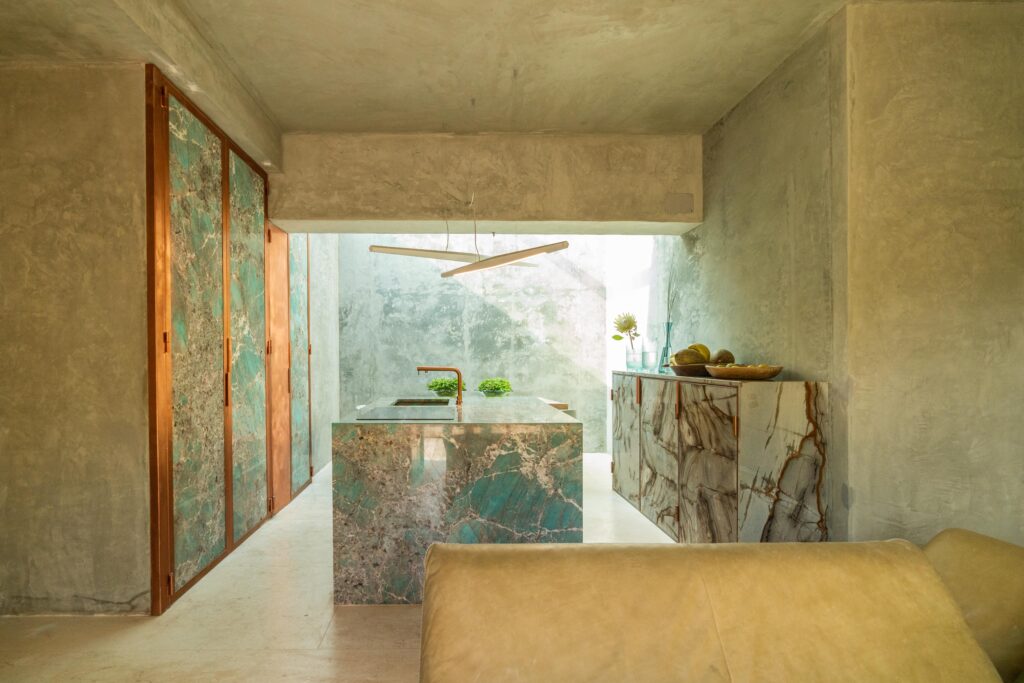 5e874713-ad52-4aee-80d0-14c4adb39ea8