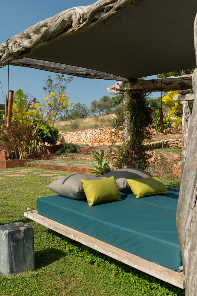 7f4587bf-1abc-4c61-a767-a044edb5859d