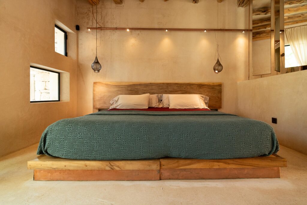 8f105f99-69ac-4f13-bbf3-b802a2957a3a