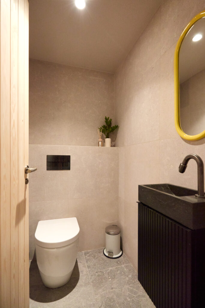 Hallway 2 - Can Pardis