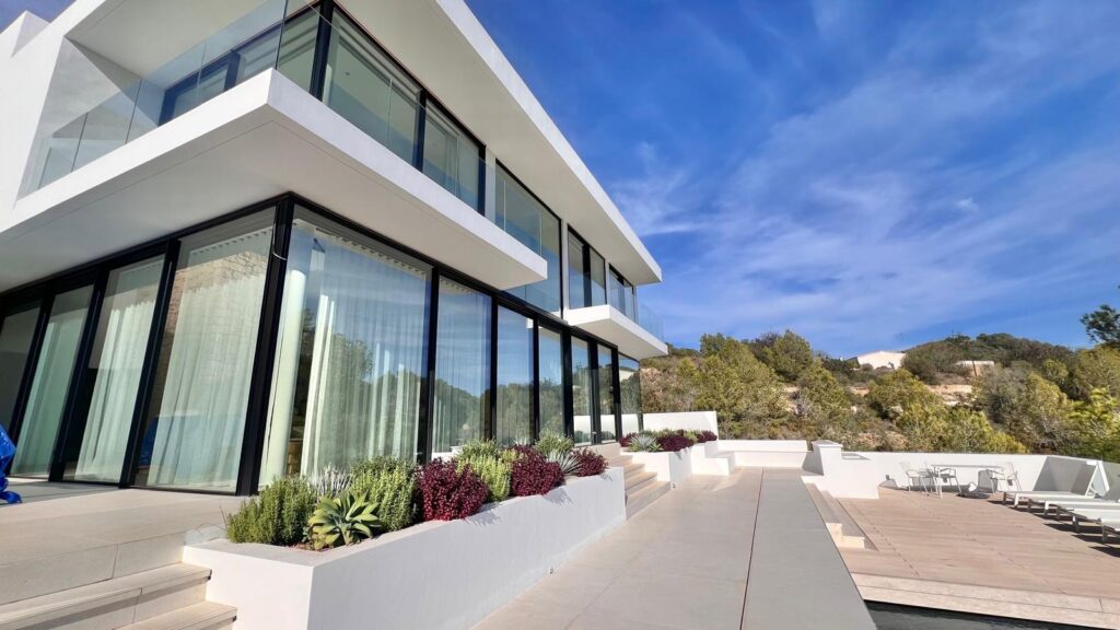 PHOTO-2025-11-21-14-31-23(1)